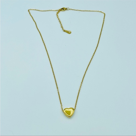 Dainty Gold Heart Necklace - Picture 6 of 8